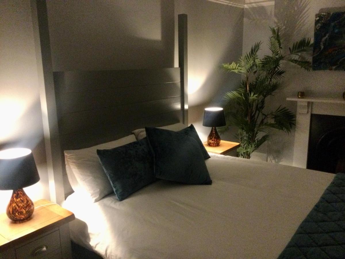 Stylish Flat In Yeovil Somerset Exteriér fotografie